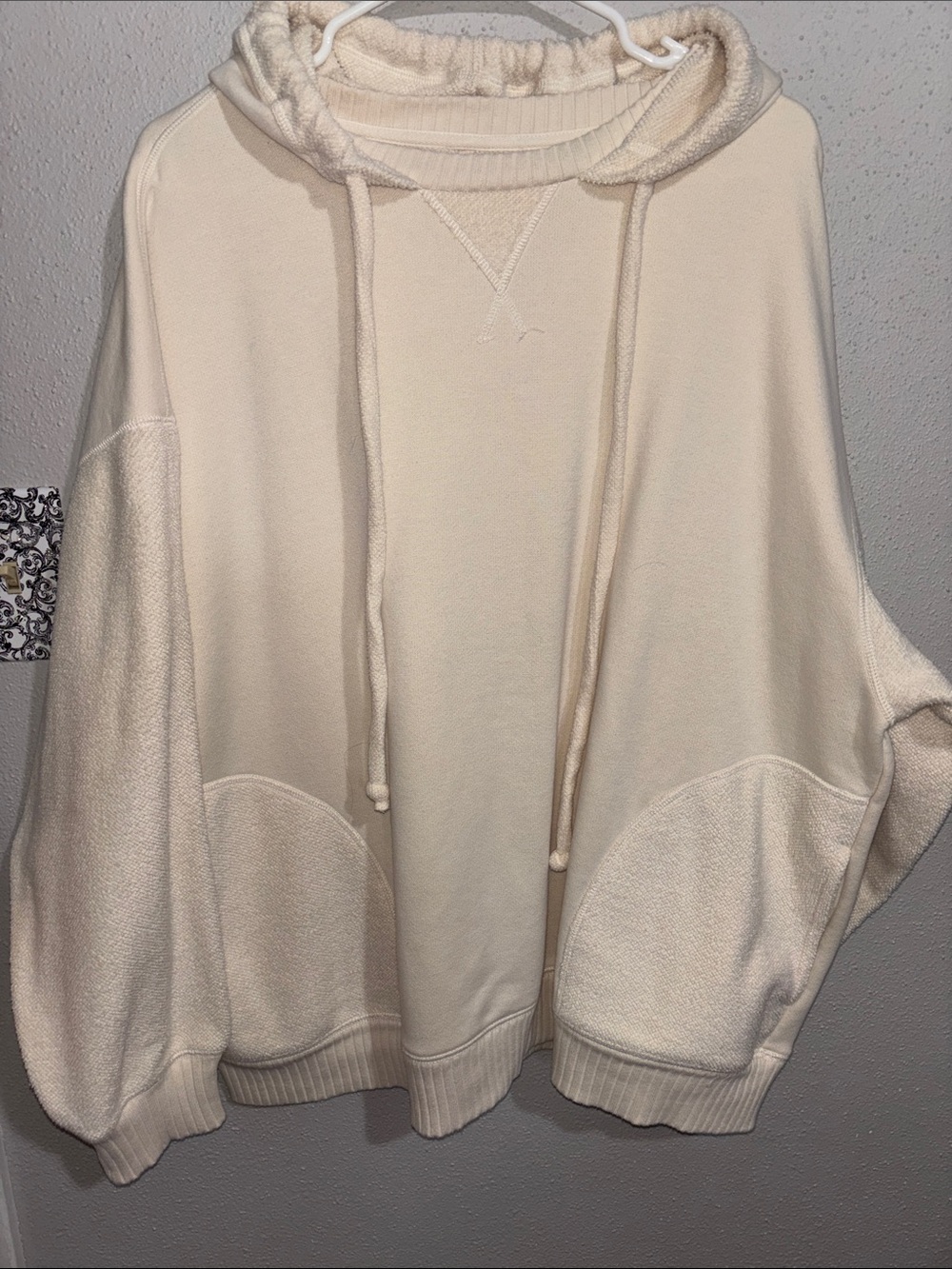 Aerie - Cream Travel hoodie oversized (size Large)